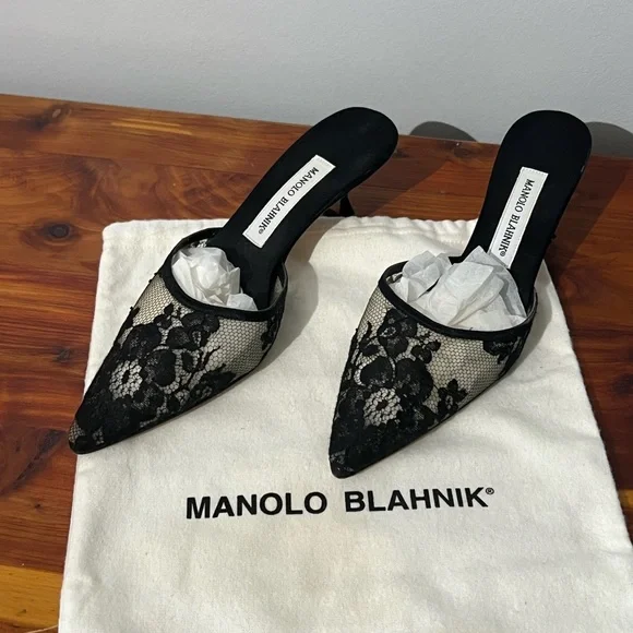 Vintage Manolo Blahnik Black Lace Kitten Heels - Picture 3 of 12